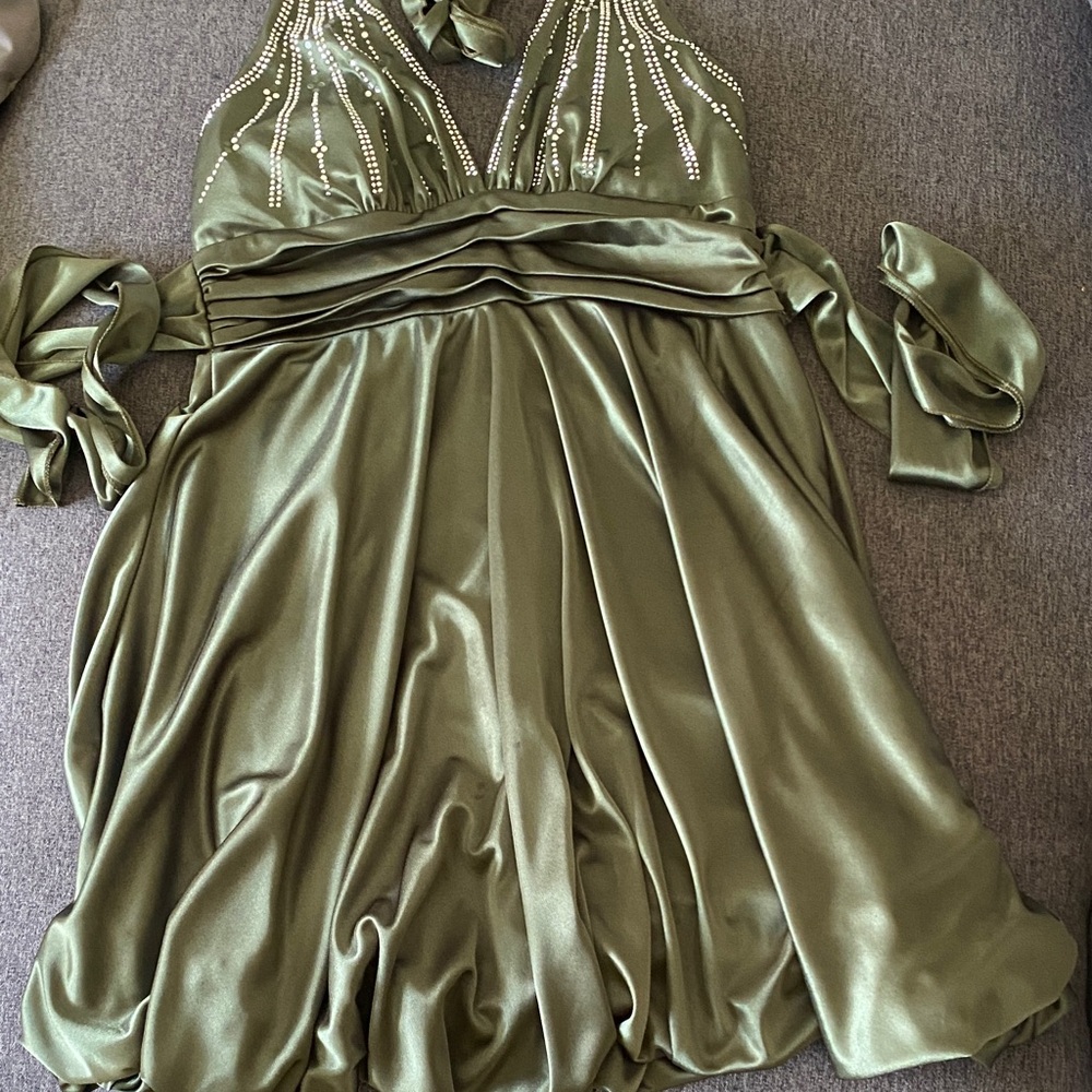 Vintage Elegant Olive Green Mini Dress